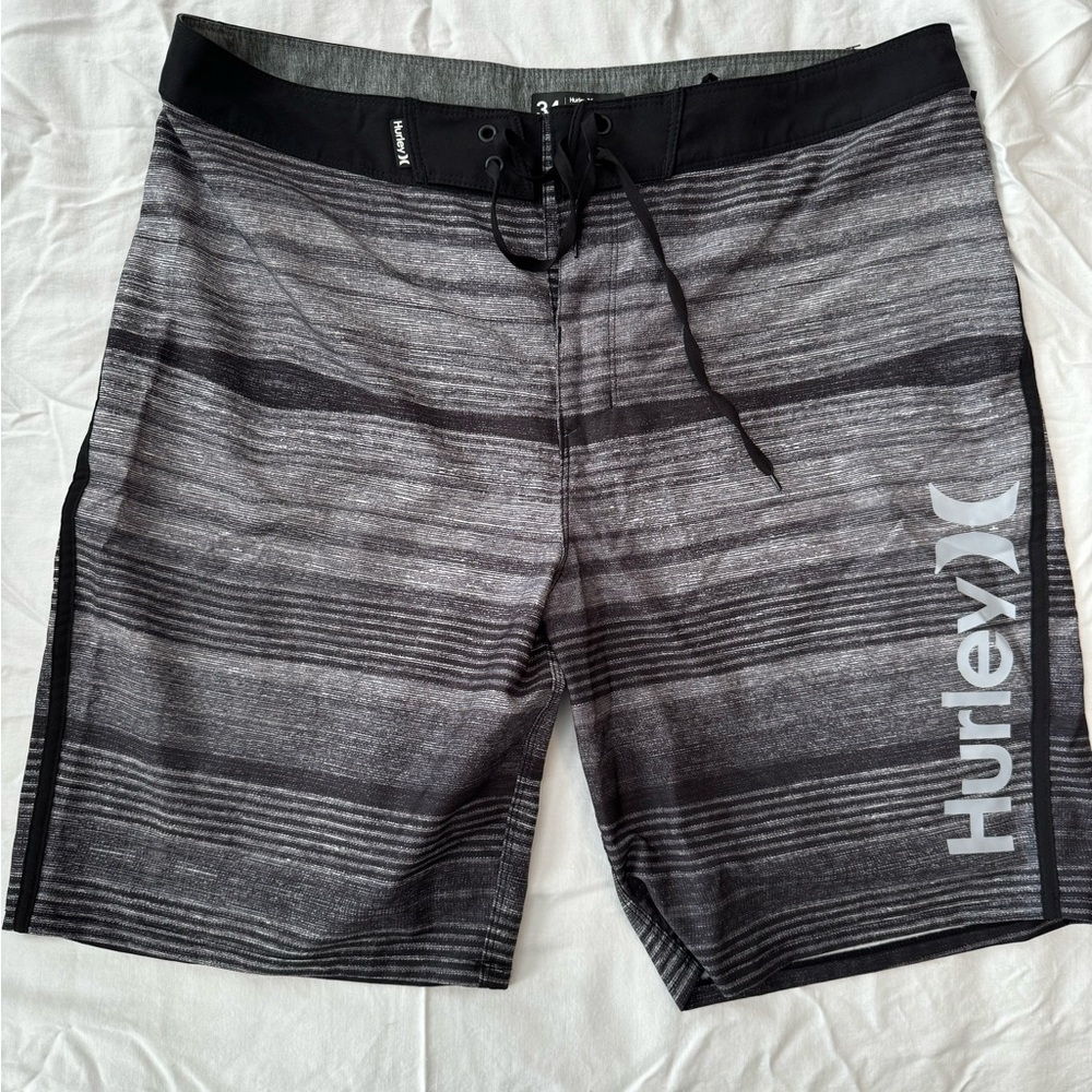 Hurley Men's Gray Striped Swim Shorts